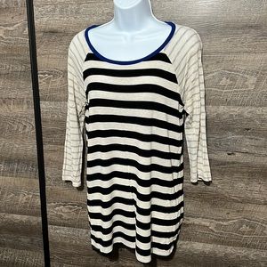 Striped three quarter sleeve shirt